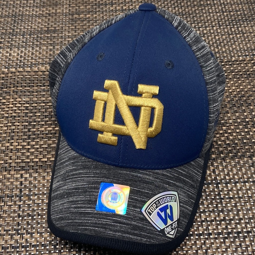 Top of the word one fit men’s Notre dame hat